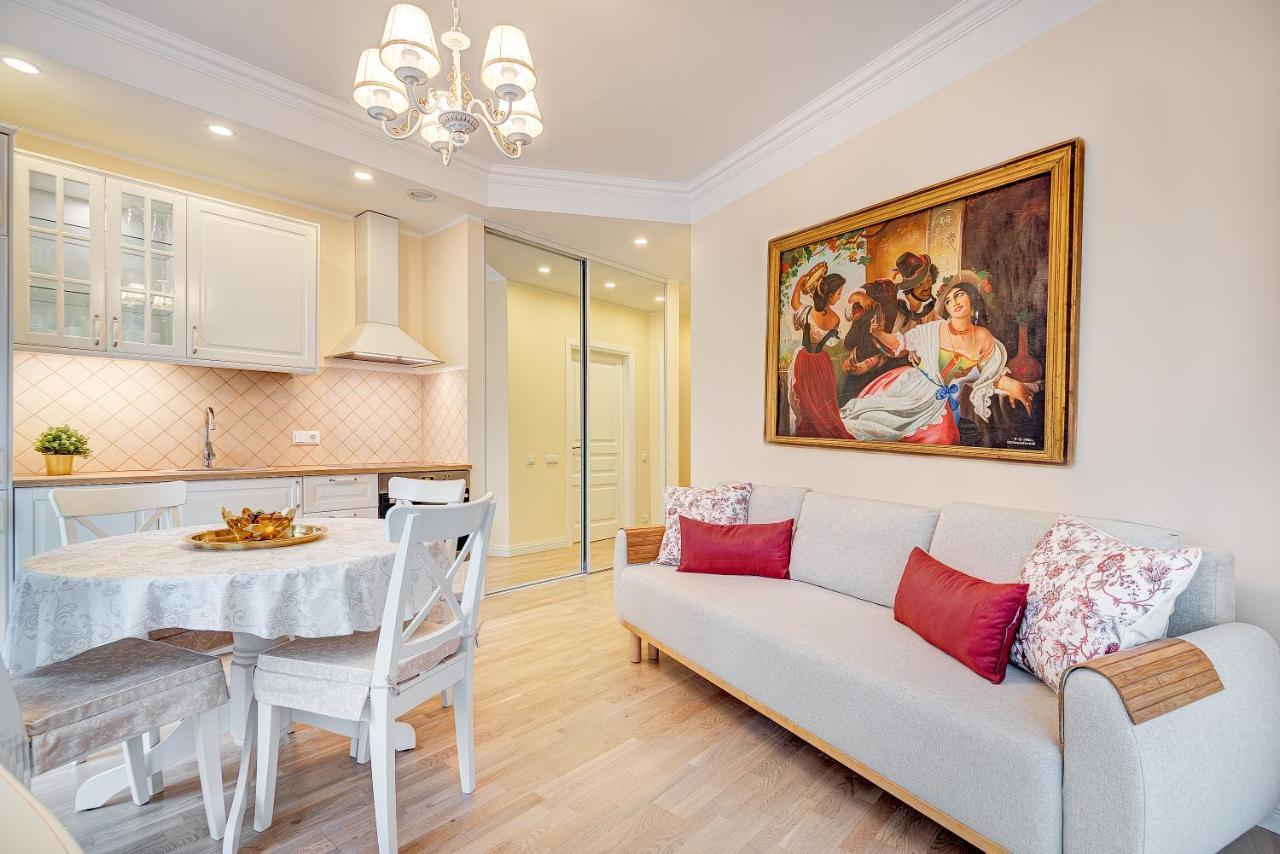 Happy Inn Classical Style, Self Check-In, Parking In The Underground Garage Vilnius Ngoại thất bức ảnh